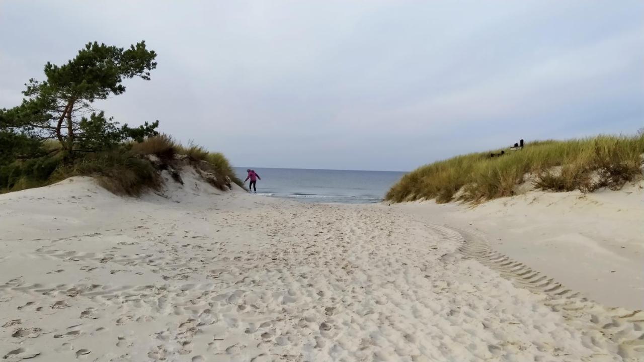 Slowinskie Widoki Domki Flora, Fauna, Noclegi Smoldzinski Las Buitenkant foto